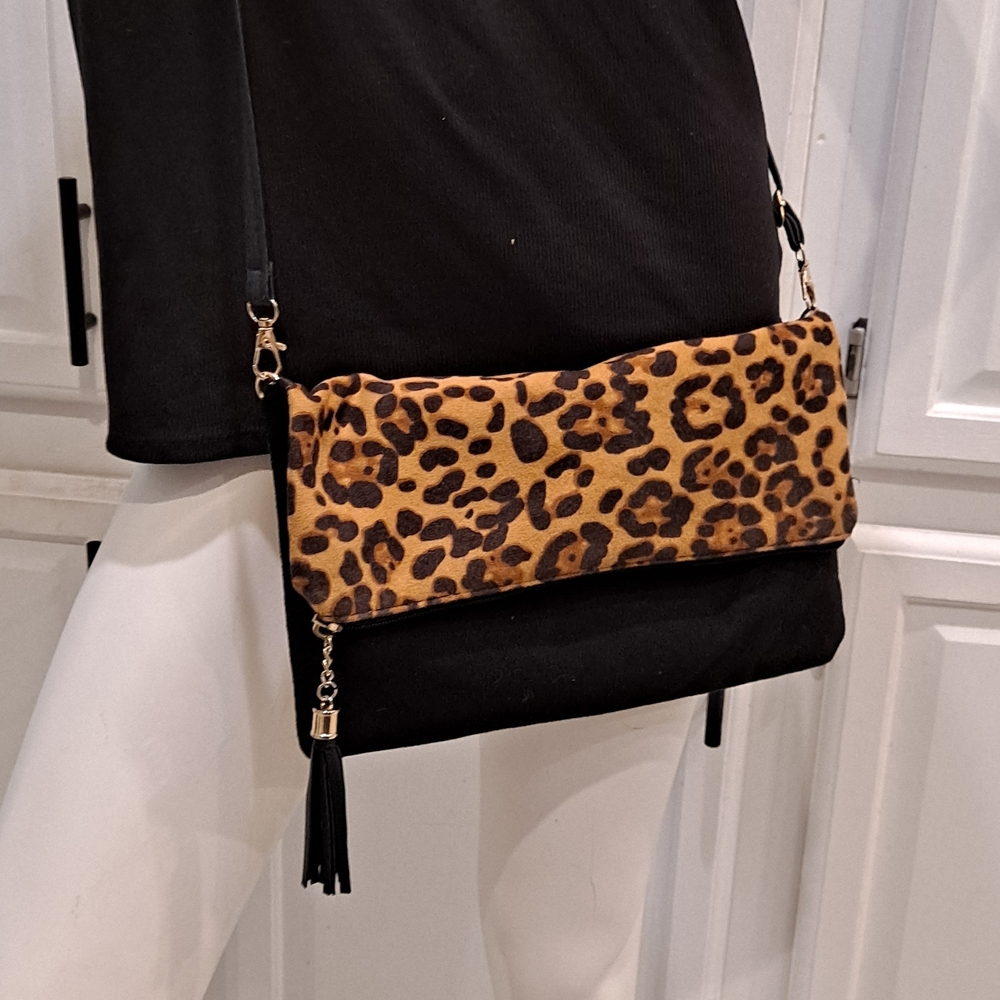 Chic Leopard Print and Black Crossbody Bag